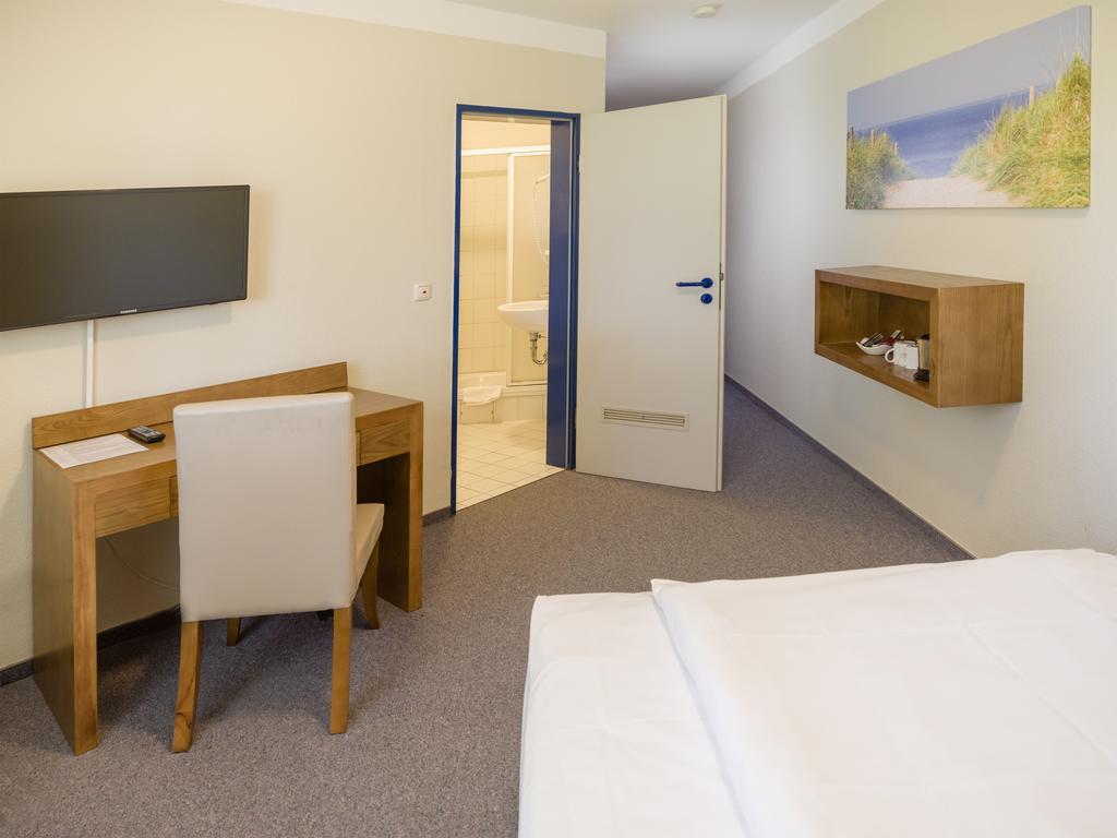 Hotel Koenigstein Kiel By Tulip Inn Exteriör bild