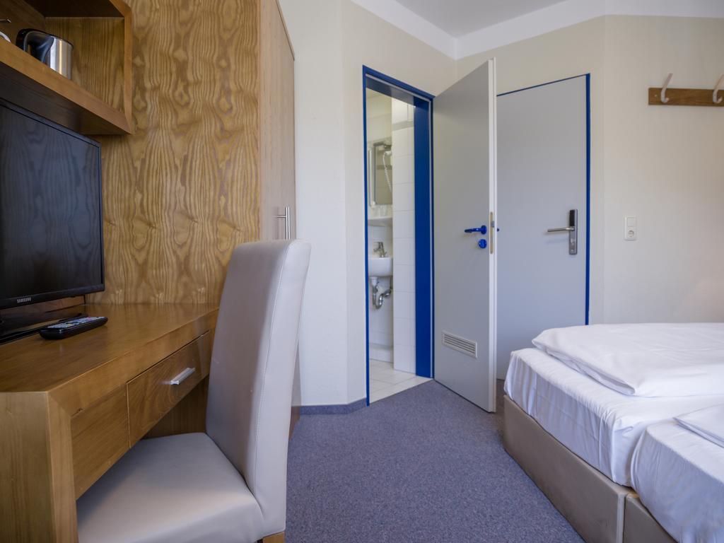 Hotel Koenigstein Kiel By Tulip Inn Exteriör bild